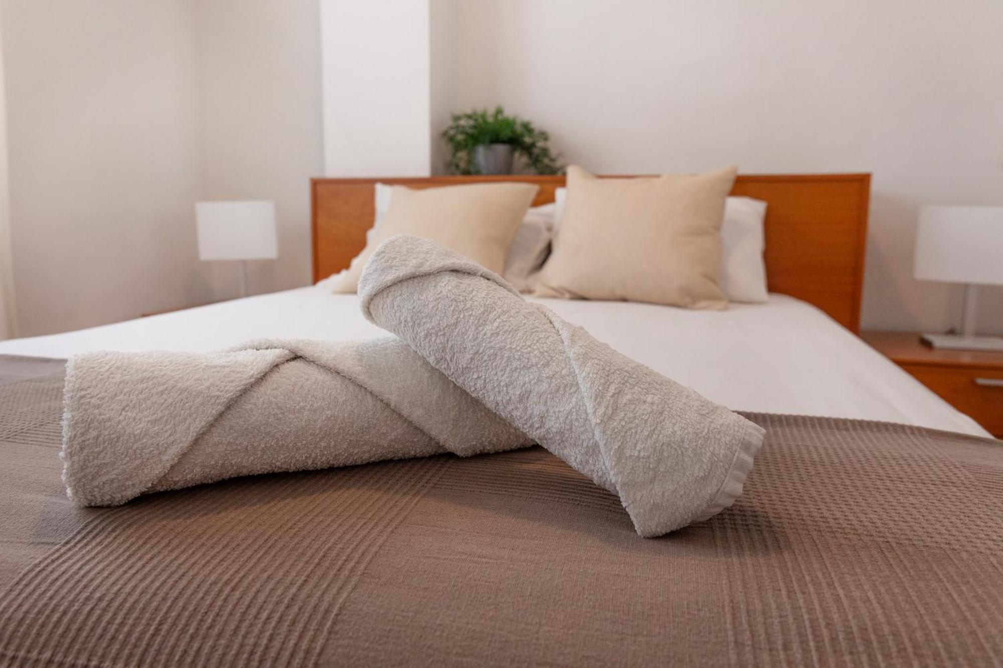 Luxotica Gardens Valencia Apartment Exterior photo